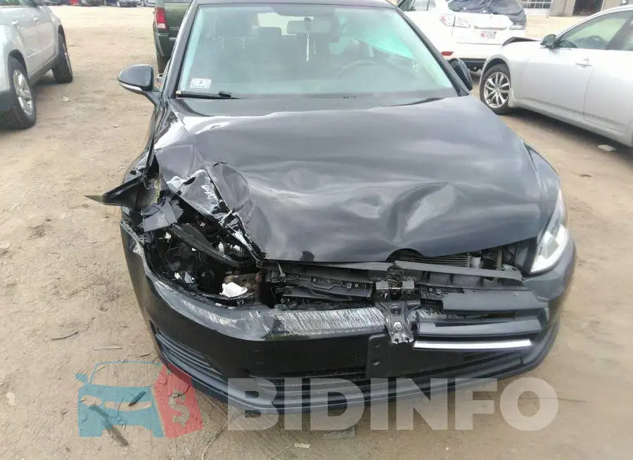 3VW817AU1FM009447 Photo# 6