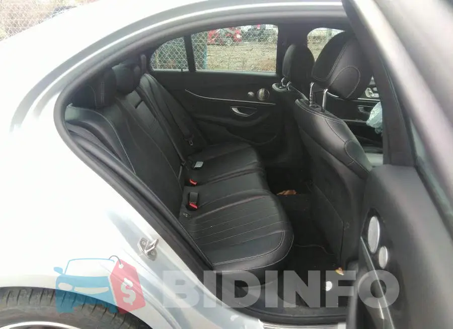 WDDZF4KB0HA182435 Photo# 8