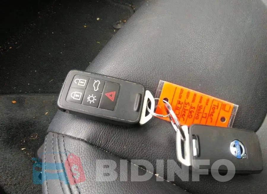 LYV402TM8HB140839 Photo# 11