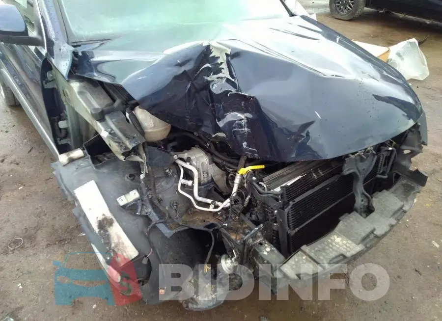 WVGBV7AX9GW528055 Photo# 6