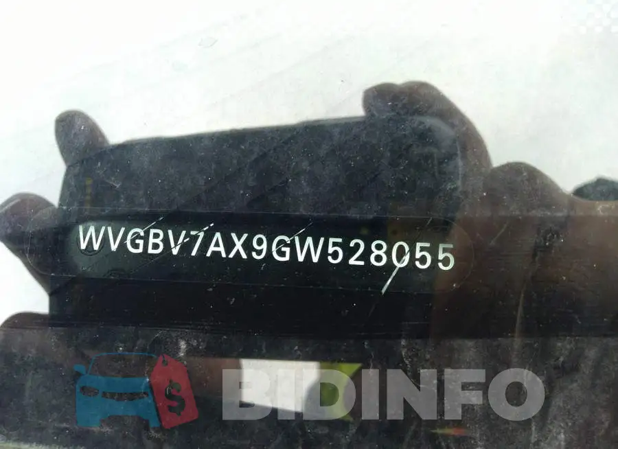 WVGBV7AX9GW528055 Photo# 9