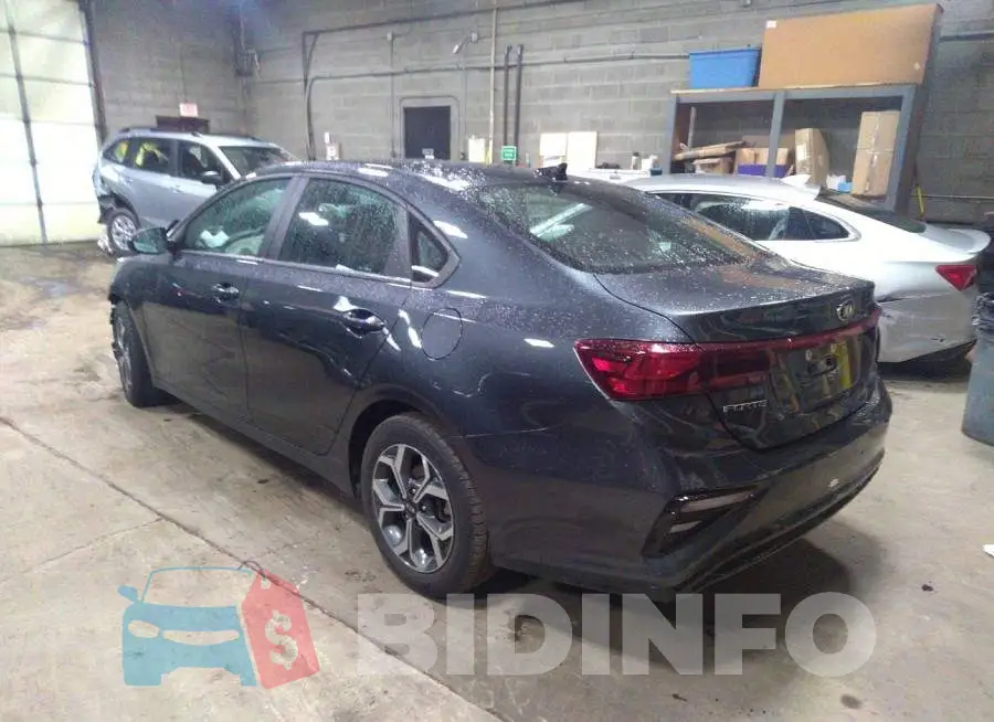 3KPF24AD2KE117246 Photo# 3