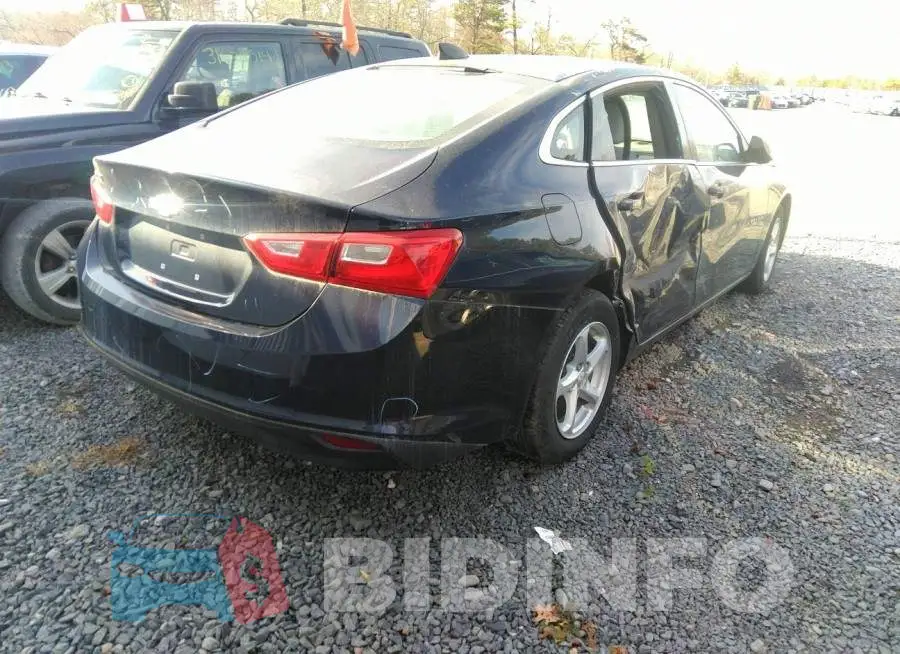 1G1ZB5ST1HF288862 Photo# 4
