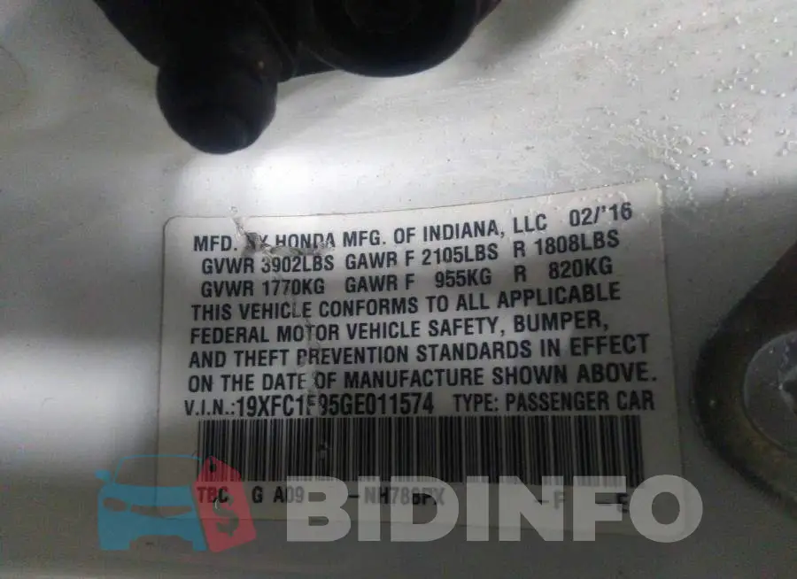19XFC1F95GE011574 Photo# 9