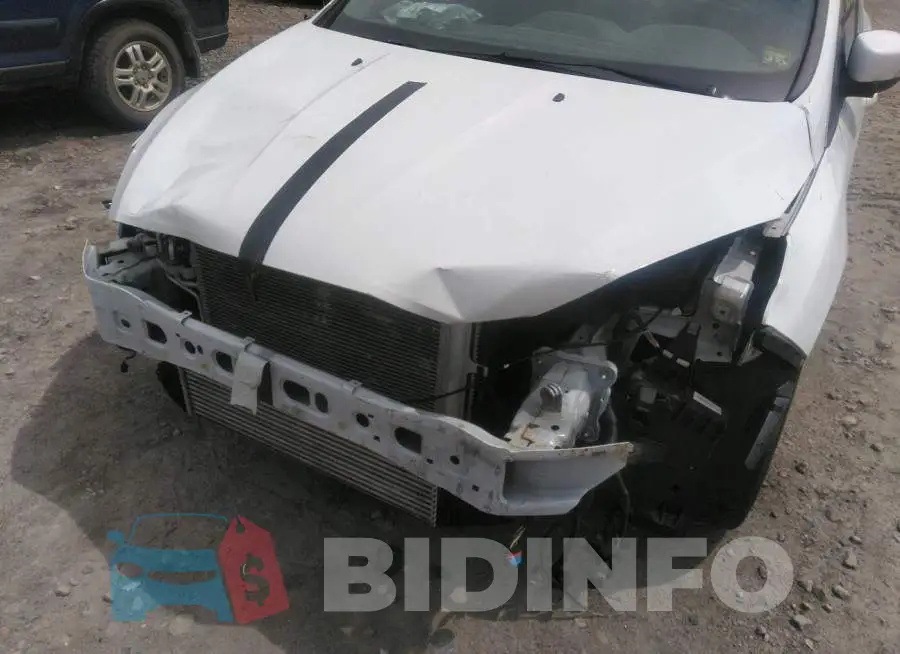 1FADP3L92HL282831 Photo# 6