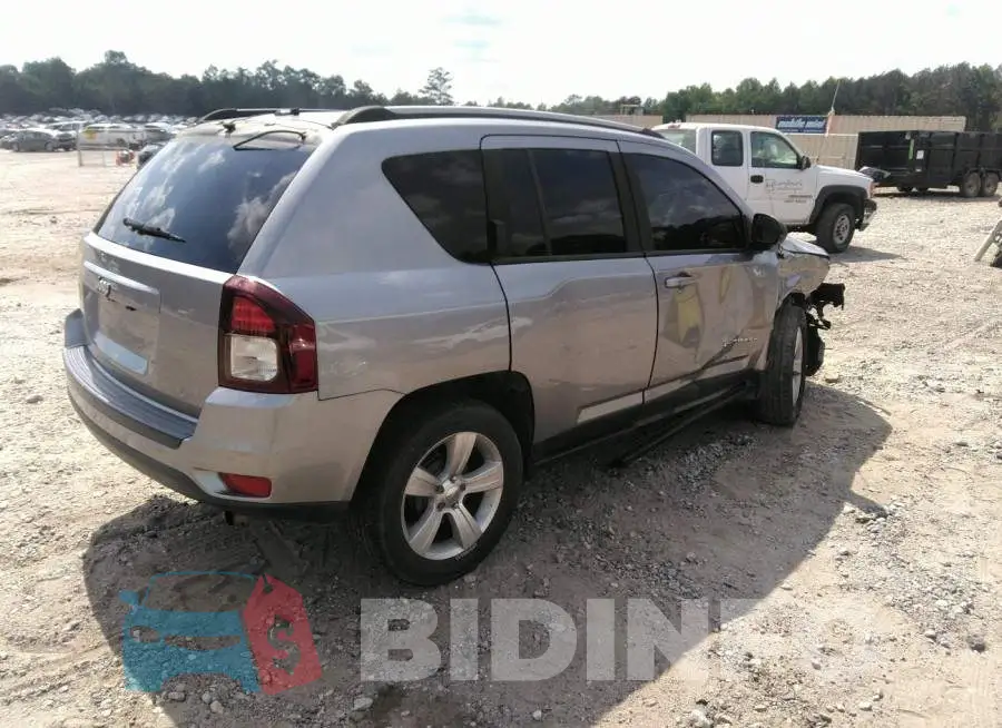 1C4NJCBA1GD641204 Photo# 4