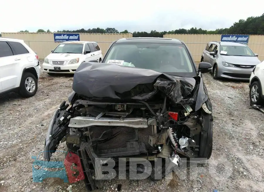 JA4AD3A31KZ037568 Photo# 6