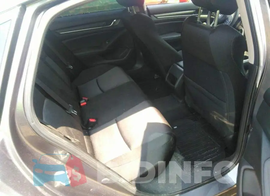 1HGCV1F1XLA152985 Photo# 8