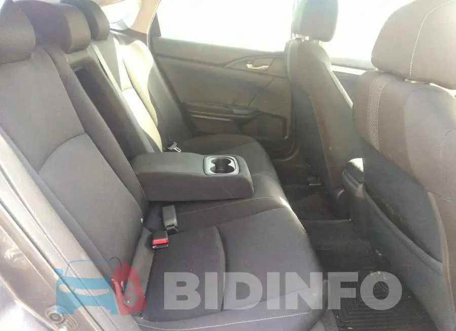 19XFC1F47GE044144 Photo# 8