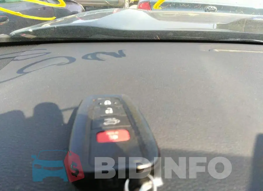 2T3A1RFV8MC209515 Photo# 11