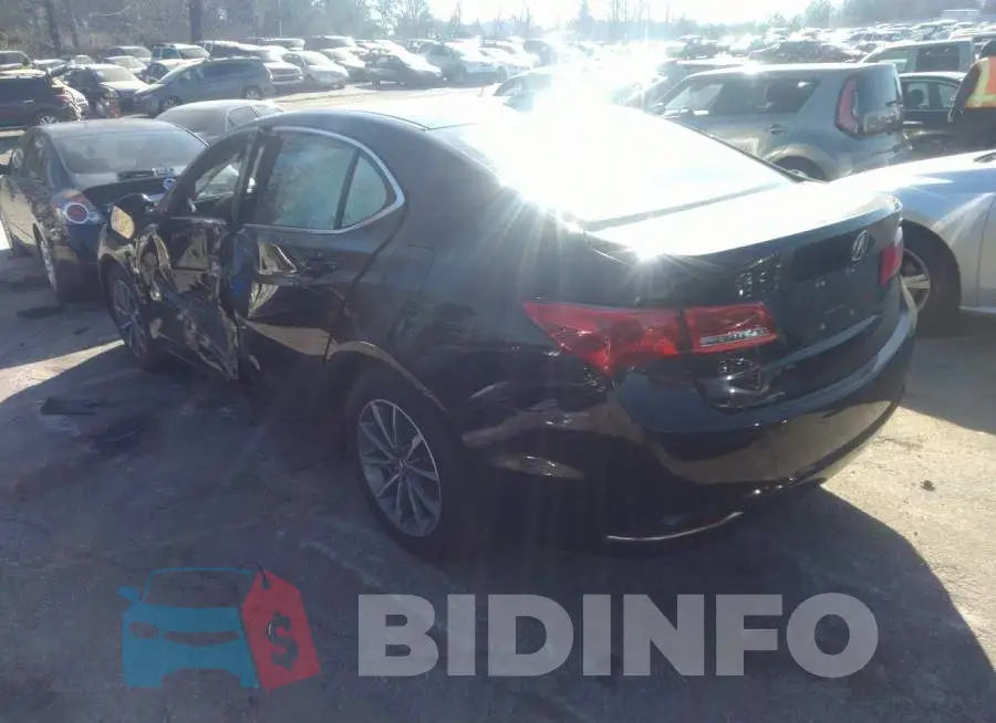 19UUB1F33KA010488 Photo# 3