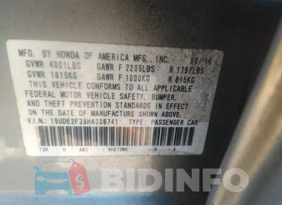 19UDE2F35HA006741 Photo# 9