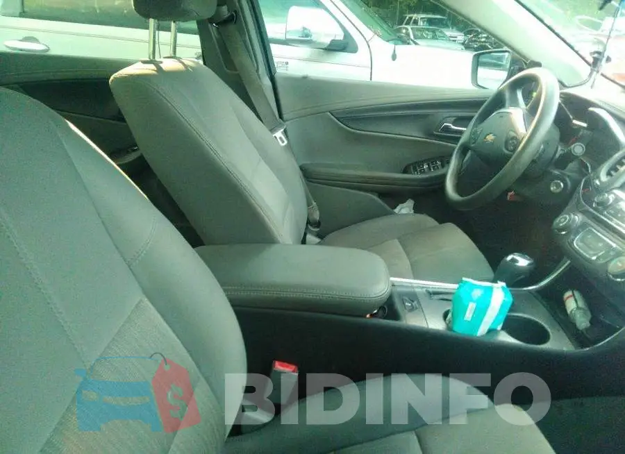 1G11Z5SL8FU125630 Photo# 5