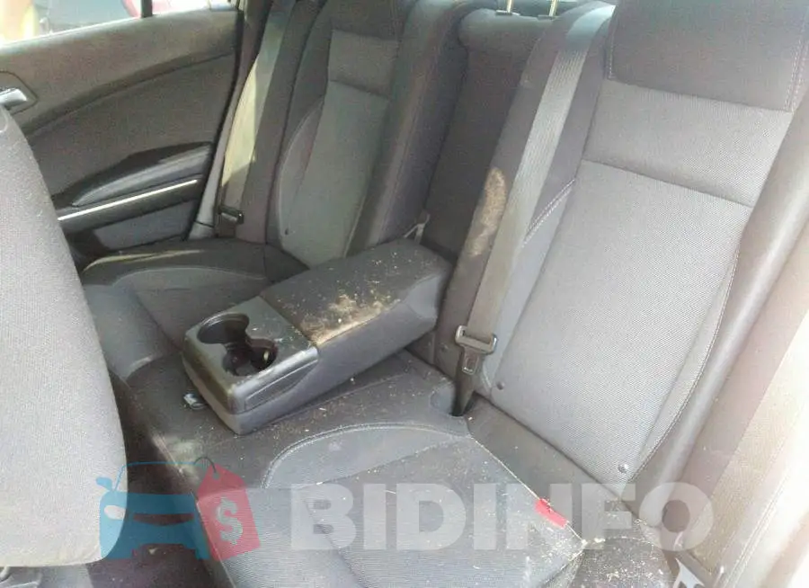 2C3CDXFG2FH827828 Photo# 8