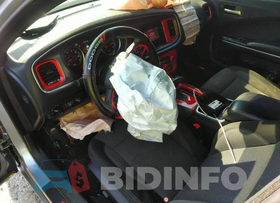 2C3CDXFG2FH827828 Photo# 5
