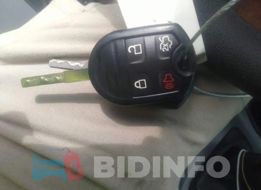 3FADP4TJ8JM145025 Photo# 11