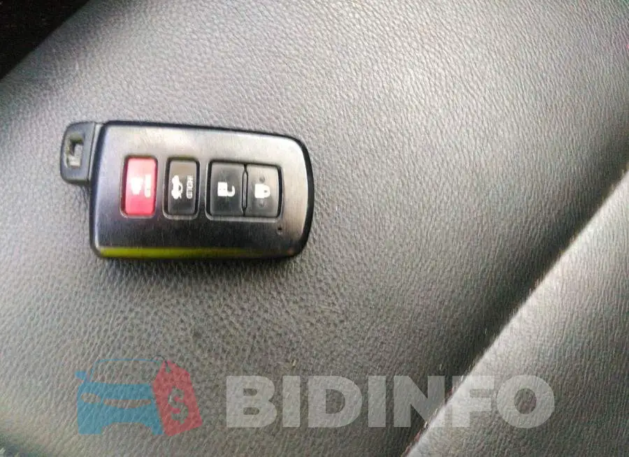 2T1BURHE8FC423652 Photo# 11