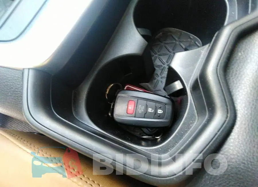 JTMC1RFV5LD043621 Photo# 11