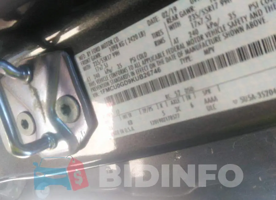 1FMCU0GD9KUB26746 Photo# 9