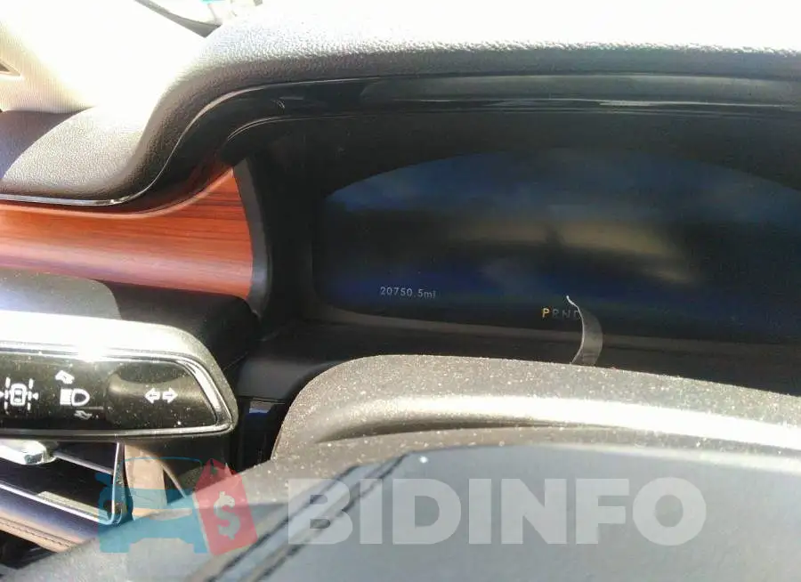 5LM5J7XC4LGL04061 Photo# 7