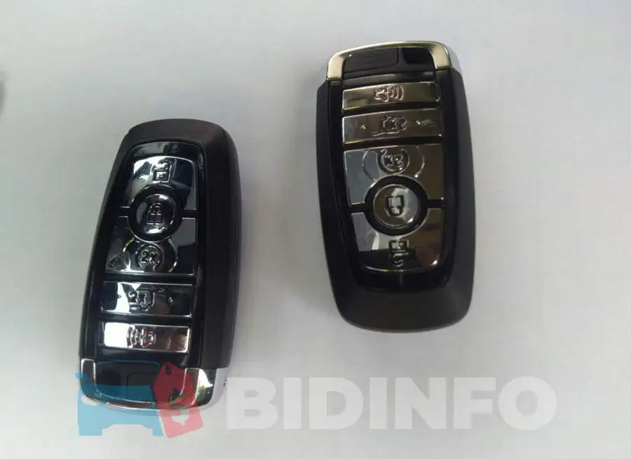 5LM5J7XC4LGL04061 Photo# 11