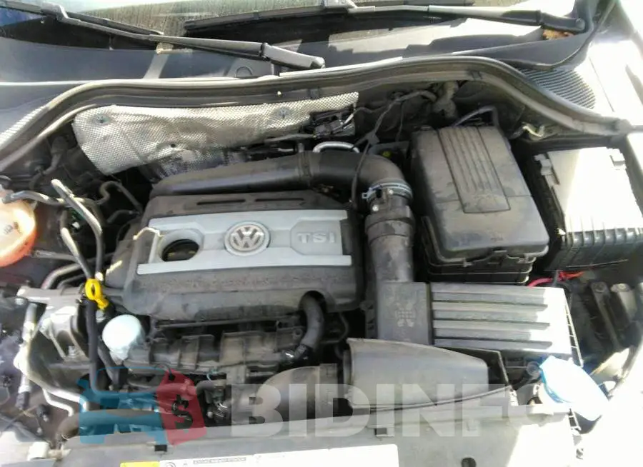 WVGRV7AX2HK019206 Photo# 10