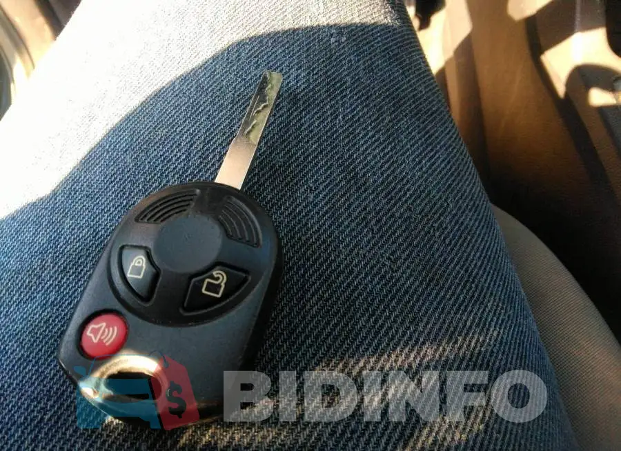 1FMCU0F73JUA17645 Photo# 11