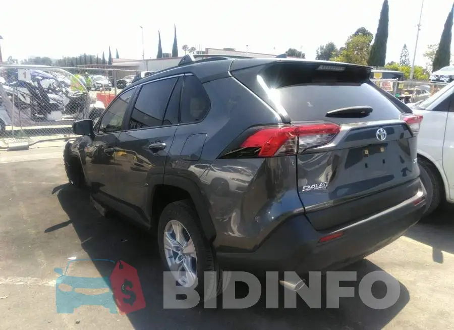 JTMW1RFV2KD010135 Photo# 3