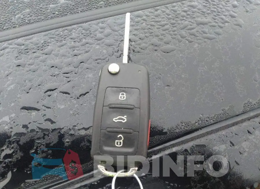 3VW4T7AJ8GM223481 Photo# 11