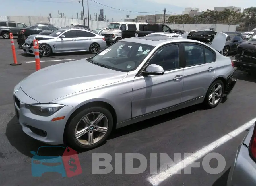 WBA3B1C50FK141570 Photo# 2