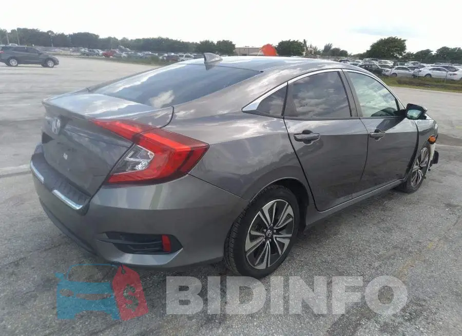 19XFC1F34HE000790 Photo# 4