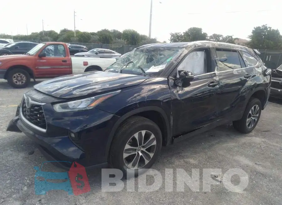 5TDHZRAH8LS511569 Photo# 2