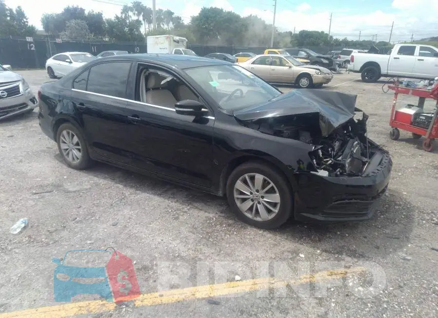 3VWD67AJ7GM375050 Photo# 1