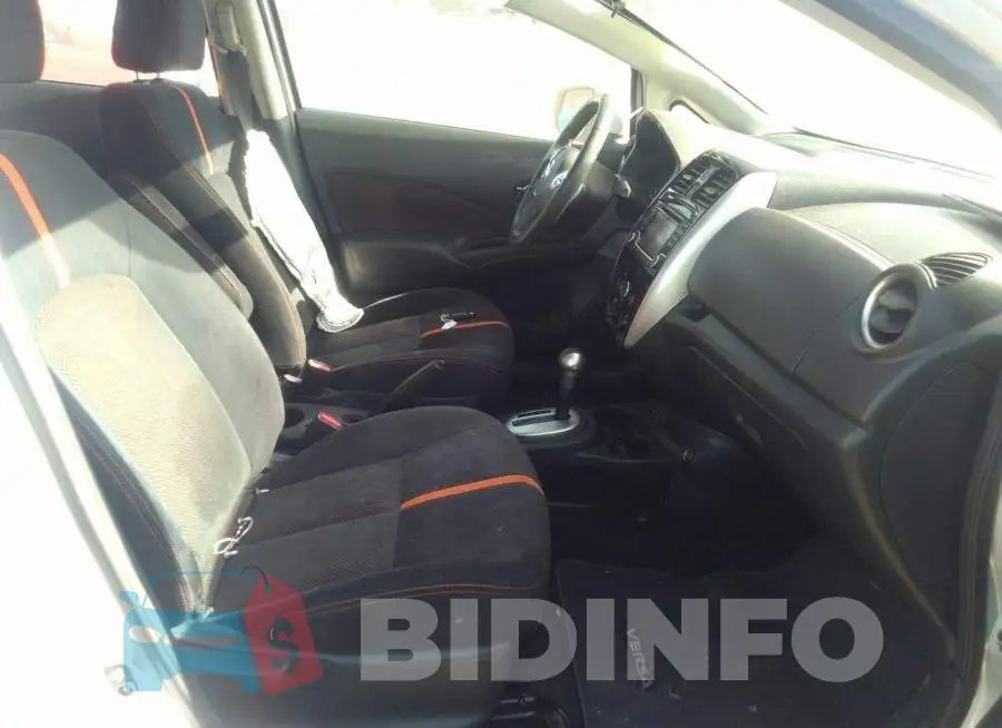 3N1CE2CPXJL361892 Photo# 5