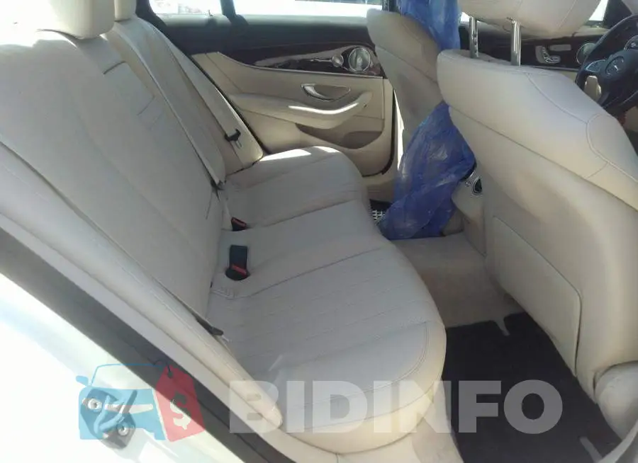 WDDZF4KB9HA154357 Photo# 8