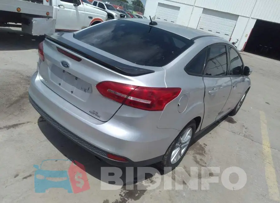 1FADP3F28GL290882 Photo# 4