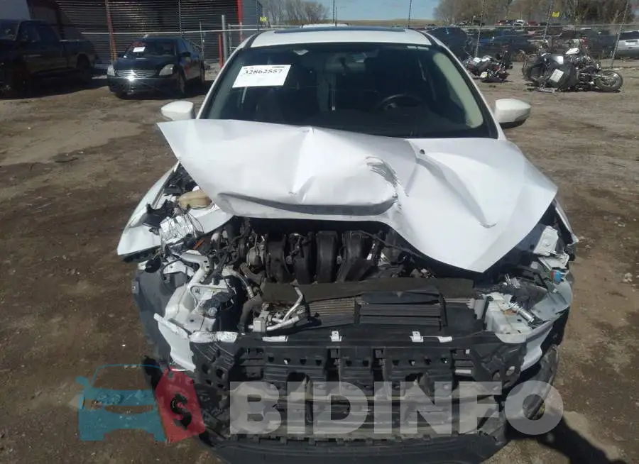 1FADP3K26GL237782 Photo# 6