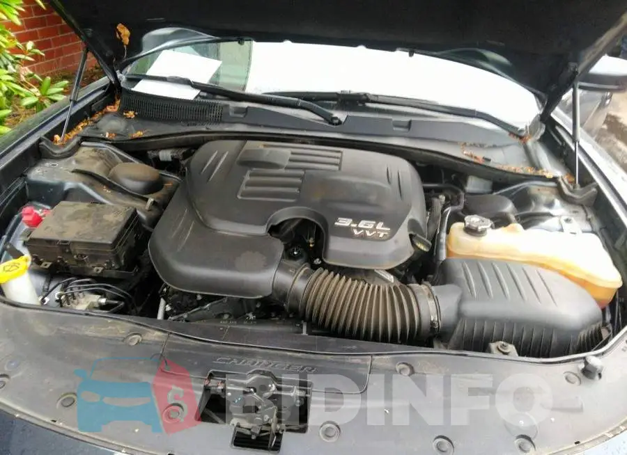 2C3CDXBG2KH572212 Photo# 10