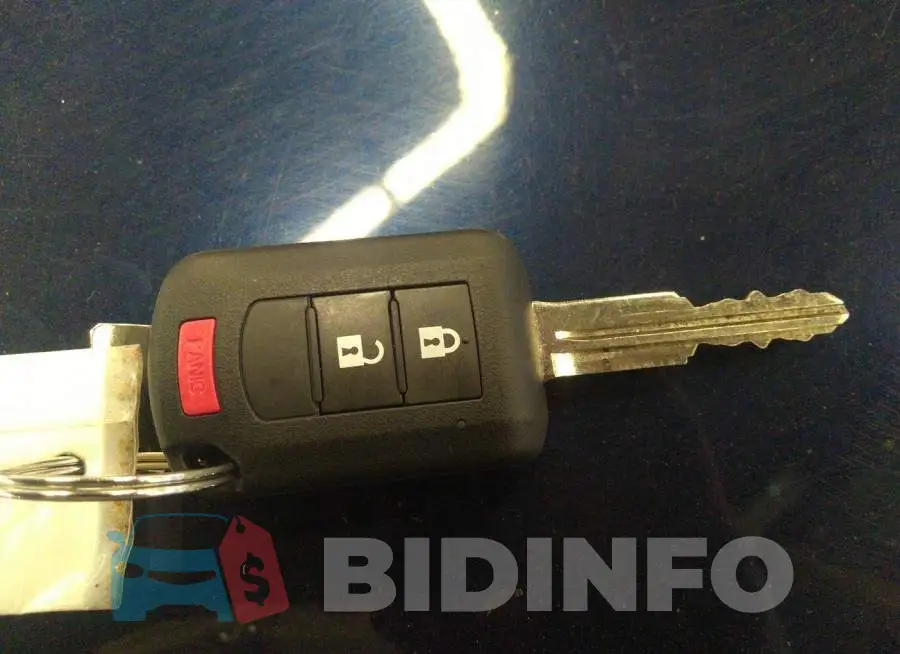 ML32FUFJ4NHF03320 Photo# 11