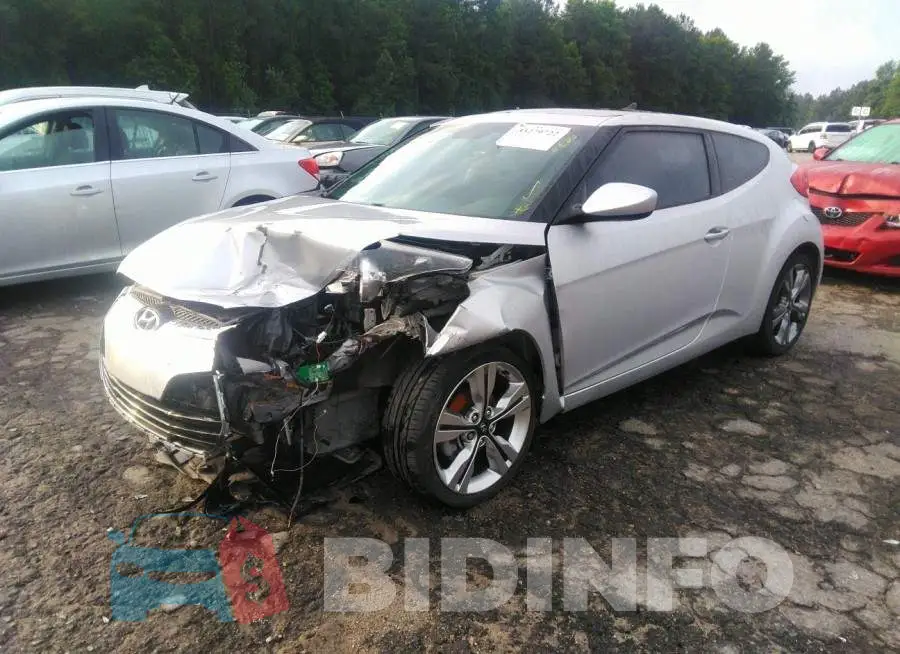 KMHTC6AD3GU251442 Photo# 2