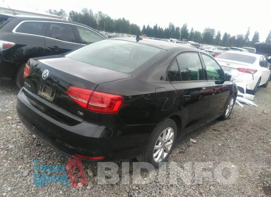 3VWB17AJ2FM298415 Photo# 4