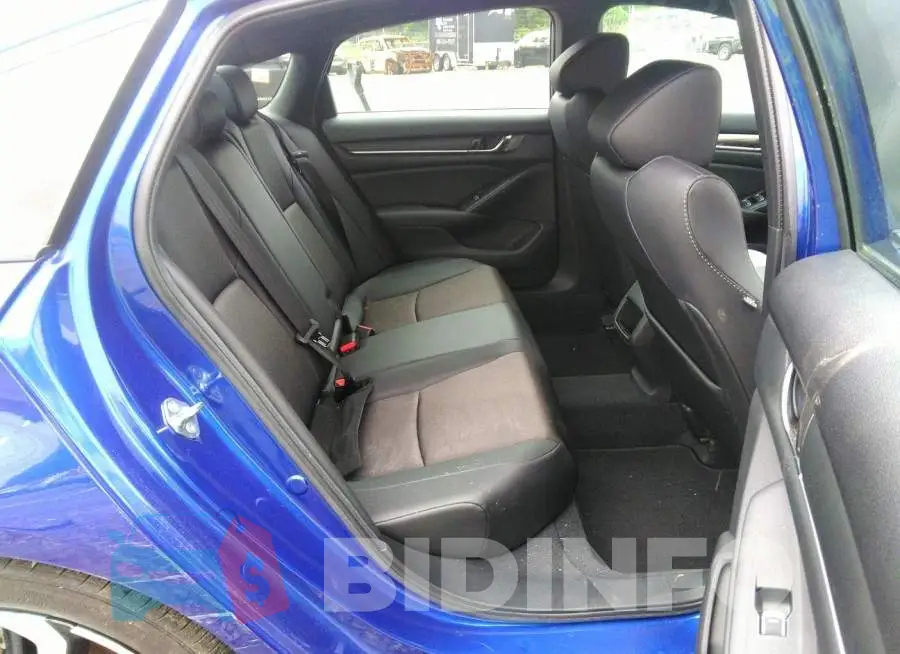 1HGCV1F32LA148186 Photo# 8