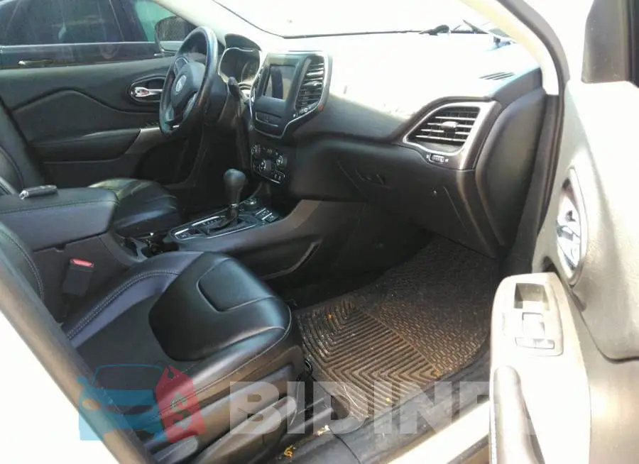 1C4PJMLB6KD238740 Photo# 5