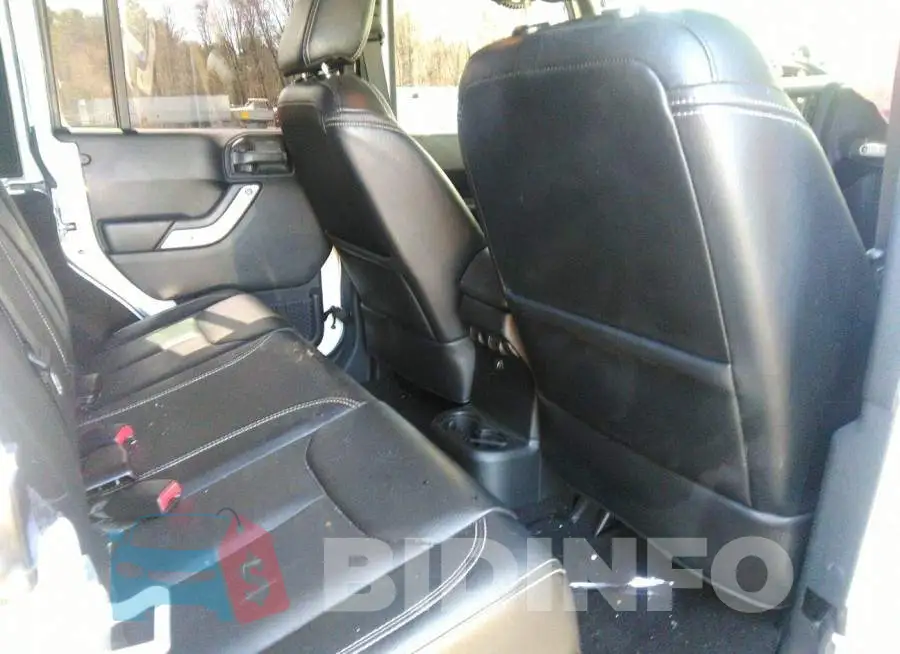1C4BJWEG2HL577685 Photo# 8