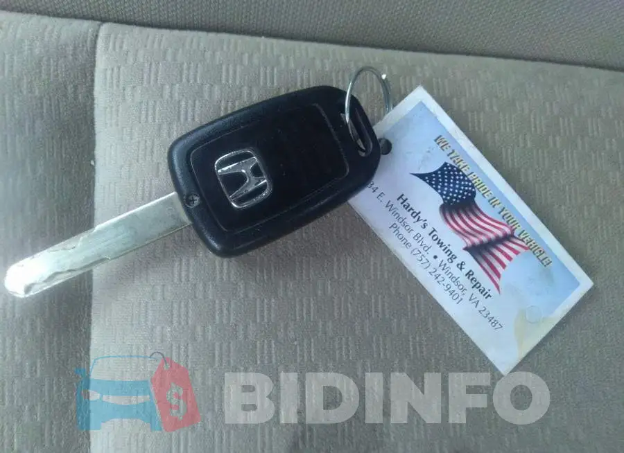 5J6RM4H37GL015177 Photo# 11