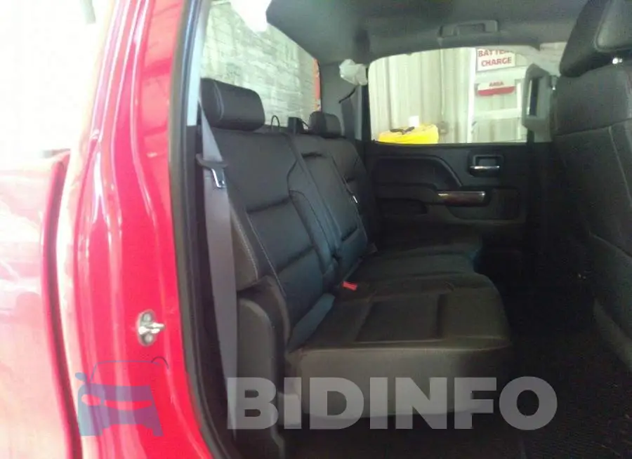 1GT12TE86GF262773 Photo# 8