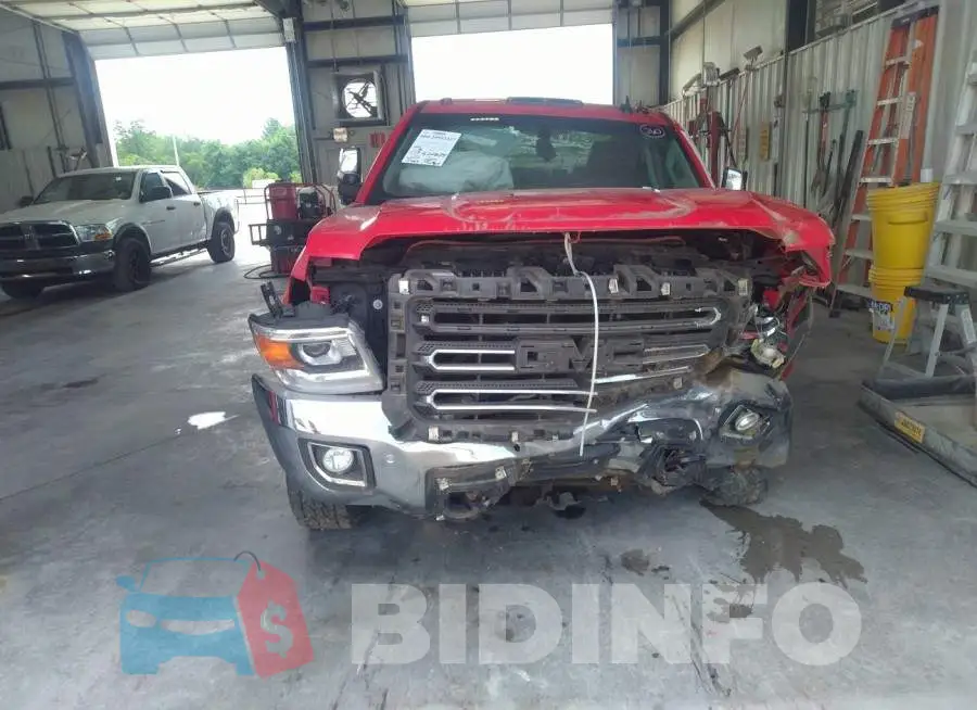 1GT12TE86GF262773 Photo# 6