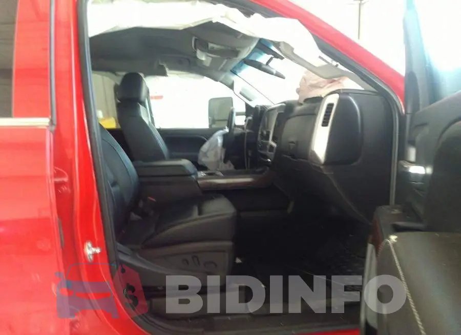 1GT12TE86GF262773 Photo# 5