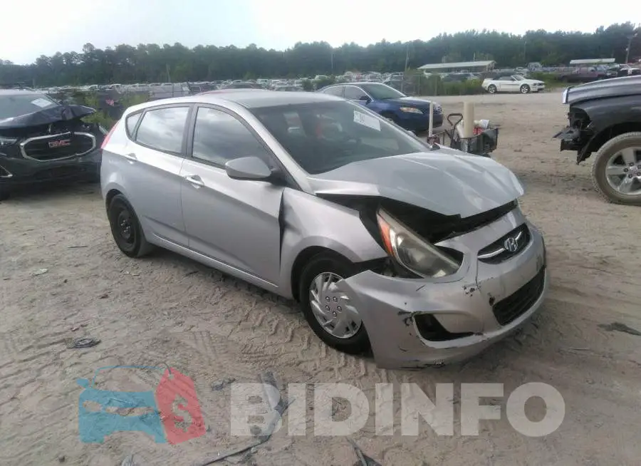 KMHCT5AE5FU213339 Photo# 1