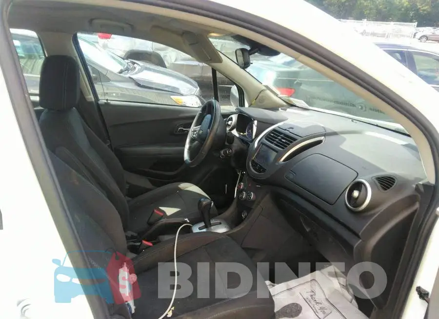3GNCJNSB1GL142447 Photo# 5